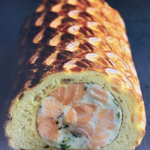 Saucisson brioché, cabillaud, saumon et crustacés